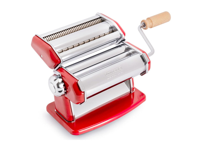Crafting Fresh Homemade Pasta Made Easy with the Imperia Pasta Maker Machine
